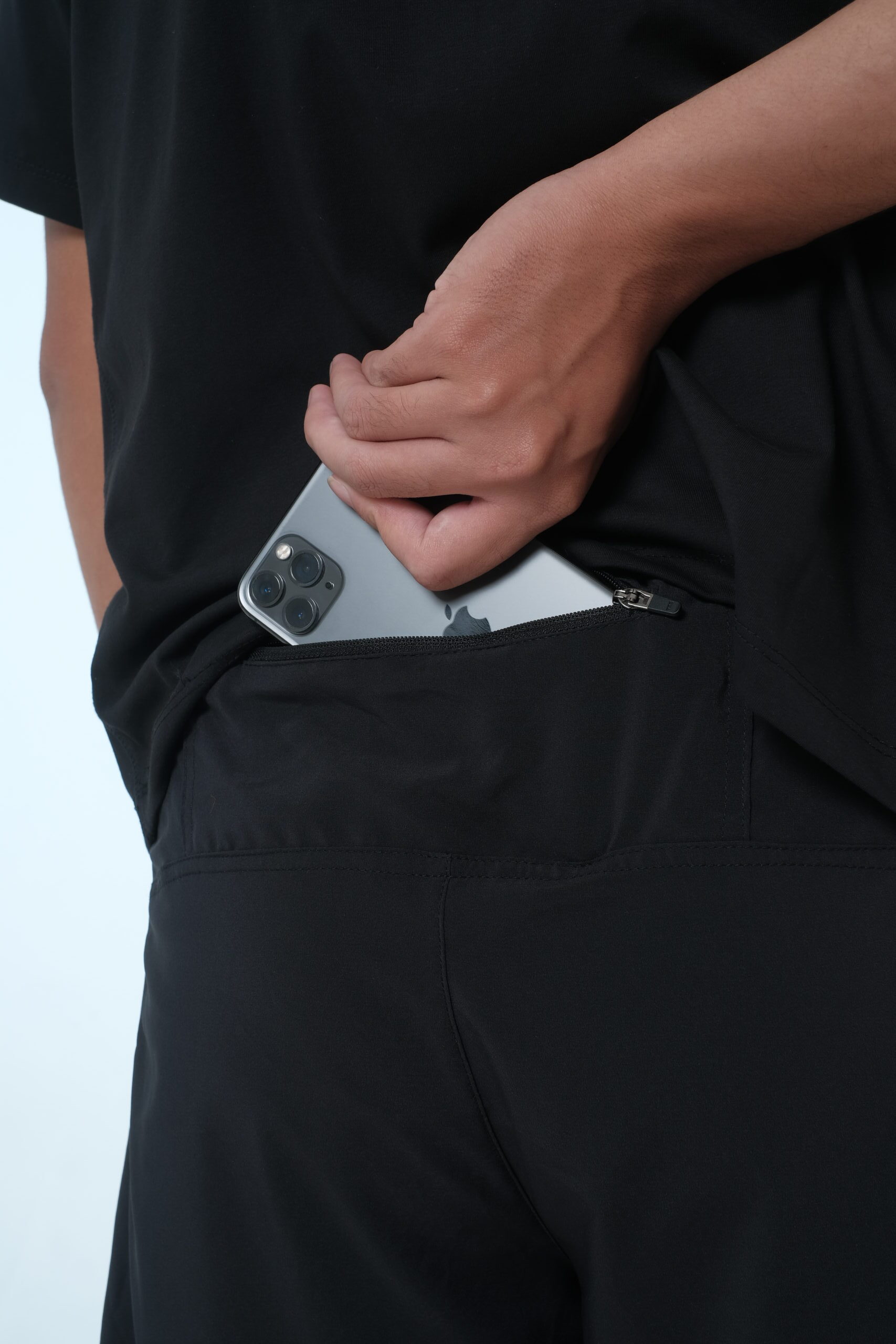 HYPR TRAINING SHORTS - Unisex - Image 7